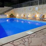 Apartment Toni 2000 *