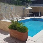 Toni 2000 Podstrana