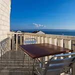 Apartment Toni 2000 Podstrana