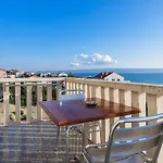 Toni 2000 Apartment Podstrana