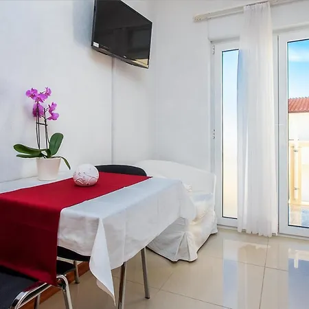 Appartement Toni 2000 Podstrana