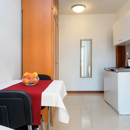 Appartement Toni 2000 Podstrana