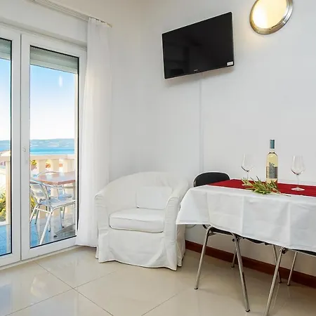 Toni 2000 Appartement Podstrana