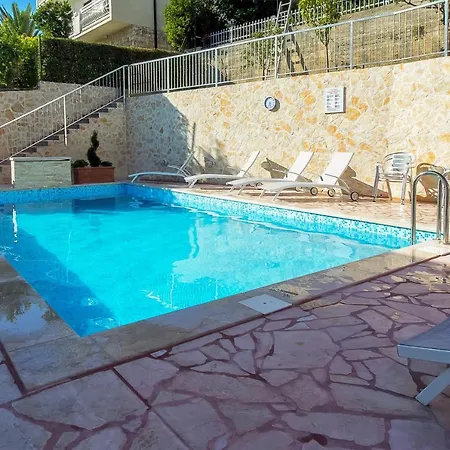 Toni 2000 Appartement *