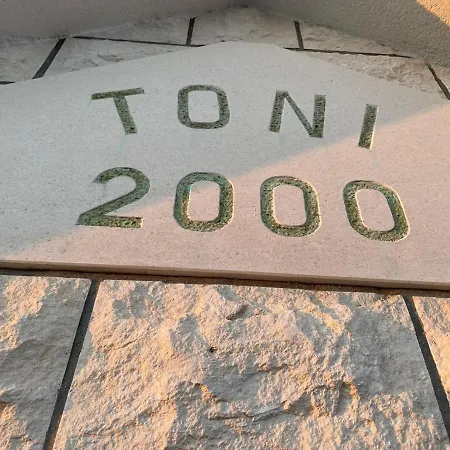 Toni 2000 Appartement
